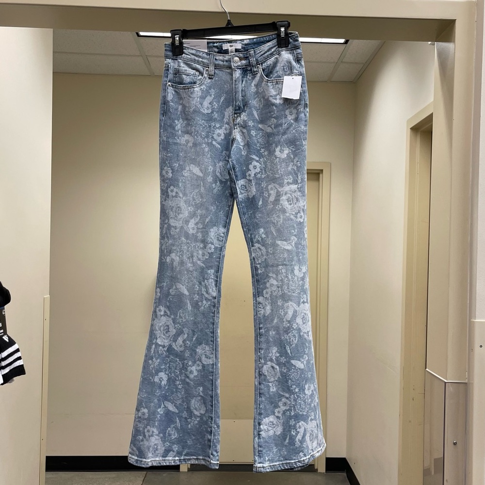 NWT BP Hi-Rise Flare Jeans with Floral Design